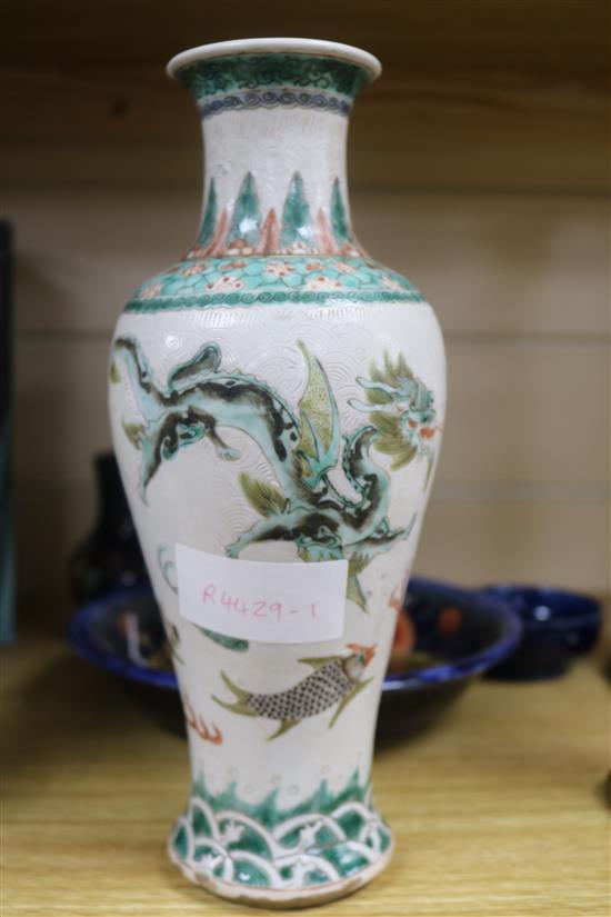 A Chinese famille verte vase, 19th century, H.25cm
